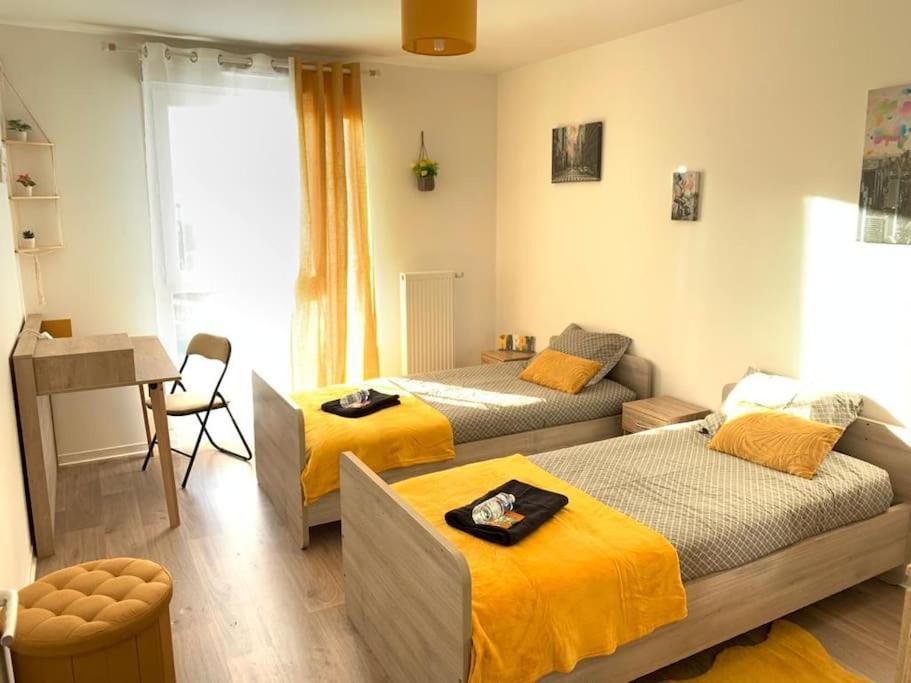 Pourquoi Notre T3 Avec Parking Est Pour Vous ? Apartment Lille Exterior foto