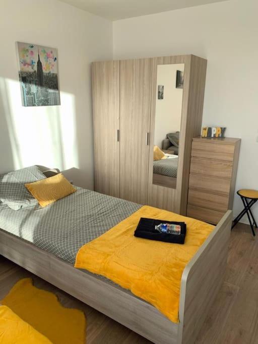 Pourquoi Notre T3 Avec Parking Est Pour Vous ? Apartment Lille Exterior foto