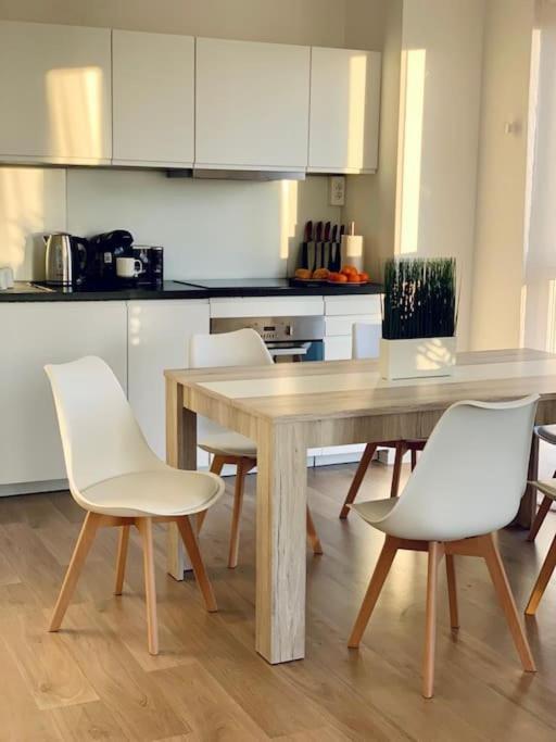Pourquoi Notre T3 Avec Parking Est Pour Vous ? Apartment Lille Exterior foto